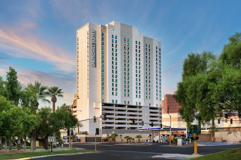 SpringHill Suites by Marriott Las Vegas Convention Center — Hotel building in Las Vegas, Nevada