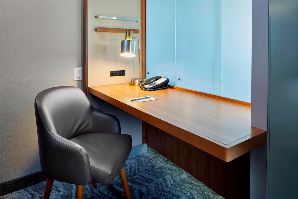 SpringHill Suites by Marriott Las Vegas Convention Center — Hotel rooms in Las Vegas, Nevada