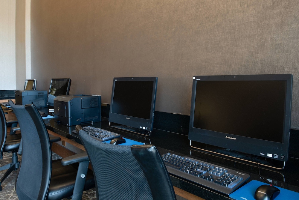 SpringHill Suites by Marriott Las Vegas Convention Center — Hotel building in Las Vegas, Nevada