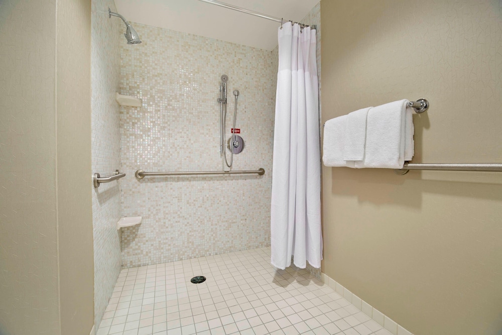 SpringHill Suites by Marriott Las Vegas Convention Center — Hotel rooms in Las Vegas, Nevada