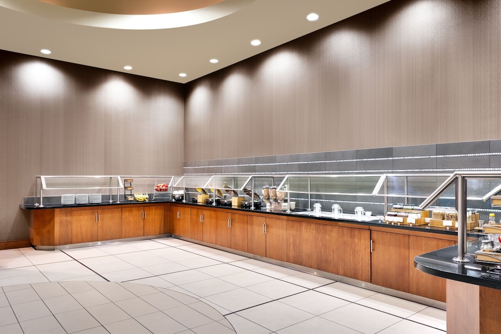 SpringHill Suites by Marriott Las Vegas Convention Center — Restaurant & bars in Las Vegas, Nevada