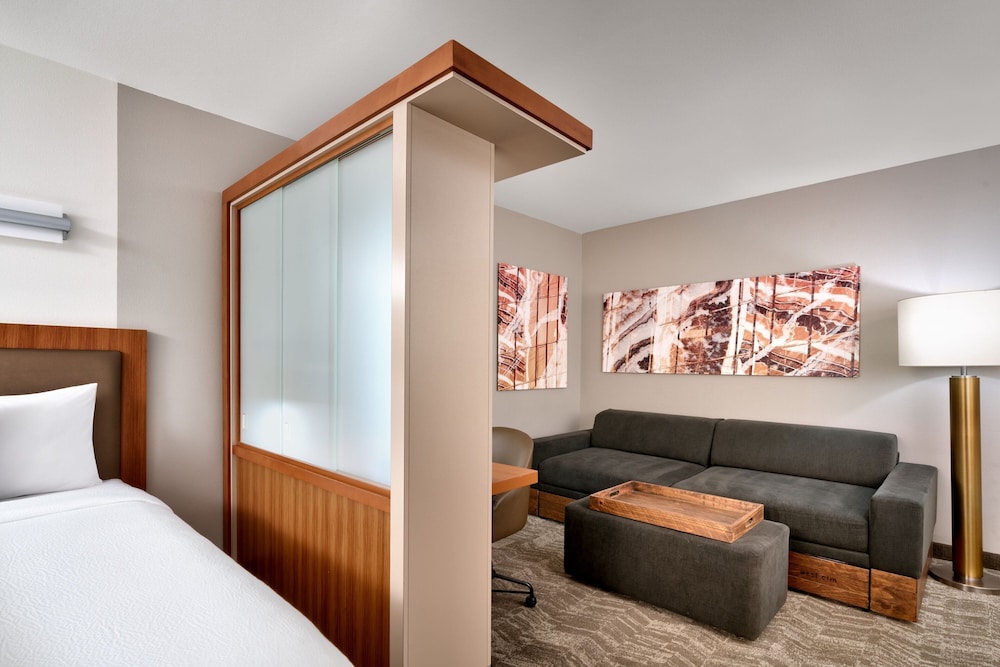 SpringHill Suites by Marriott Las Vegas Convention Center — Hotel rooms in Las Vegas, Nevada