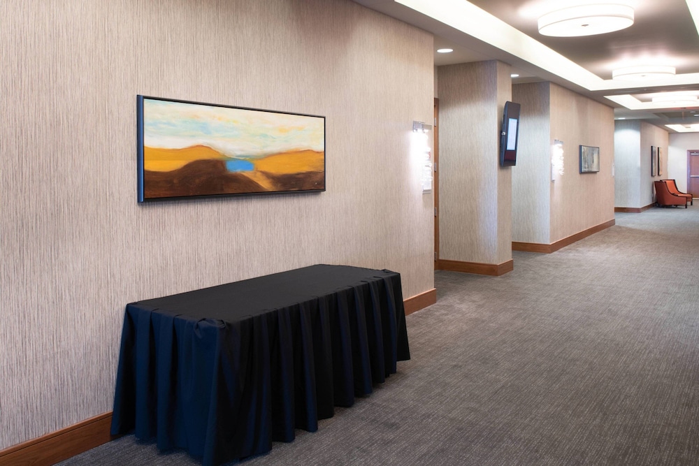 SpringHill Suites by Marriott Las Vegas Convention Center — Hotel building in Las Vegas, Nevada