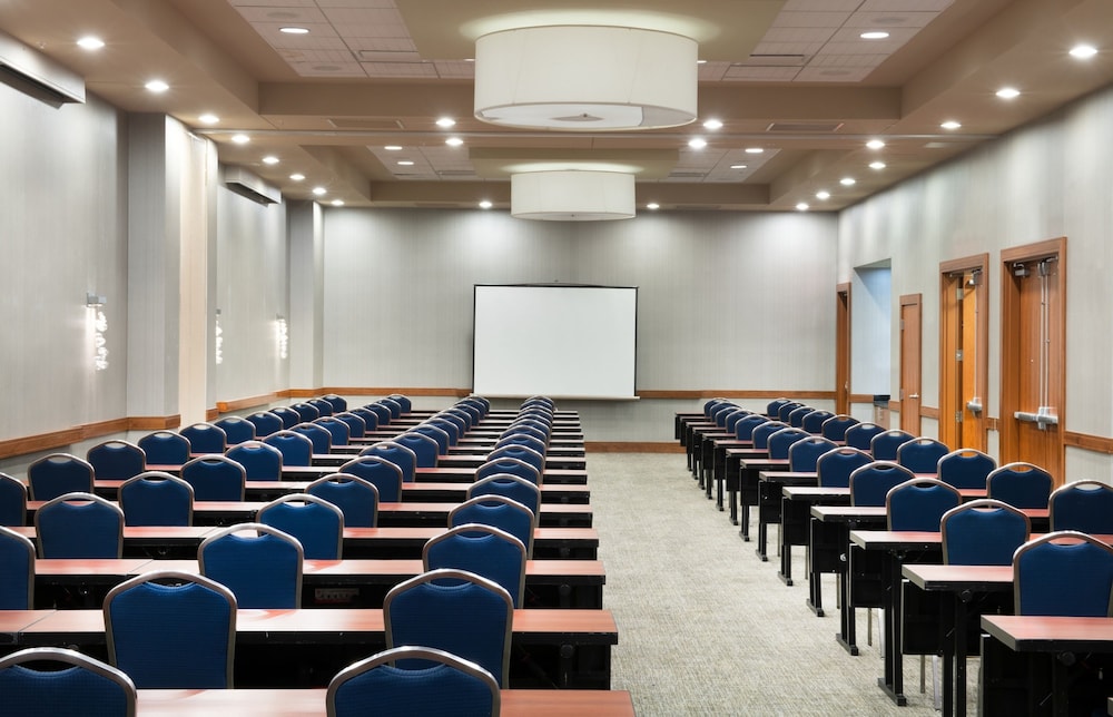 SpringHill Suites by Marriott Las Vegas Convention Center — Hotel building in Las Vegas, Nevada