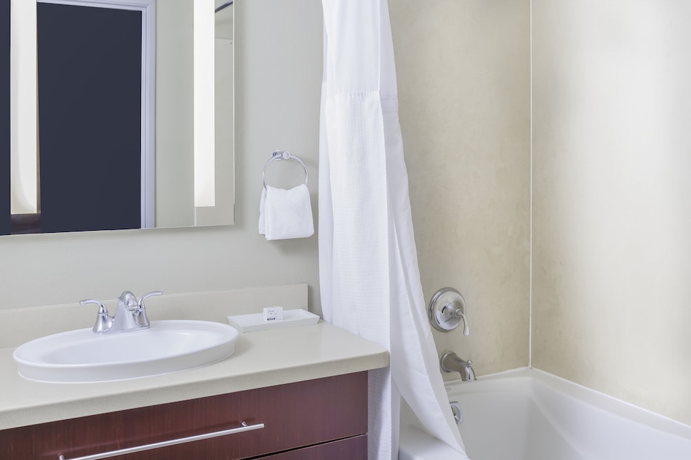Staybridge Suites: Las Vegas - Stadium District by IHG — Hotel rooms in Las Vegas, Nevada