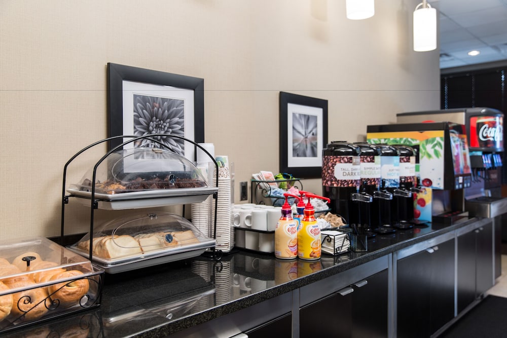 Staybridge Suites: Las Vegas - Stadium District by IHG — Restaurant & bars in Las Vegas, Nevada