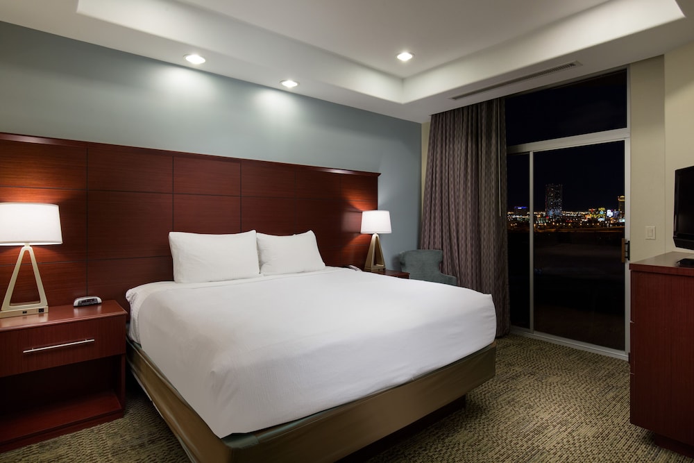 Staybridge Suites: Las Vegas - Stadium District by IHG — Hotel rooms in Las Vegas, Nevada