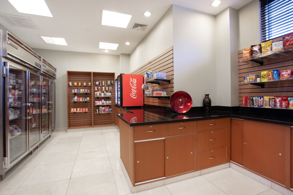 Staybridge Suites: Las Vegas - Stadium District by IHG — Restaurant & bars in Las Vegas, Nevada