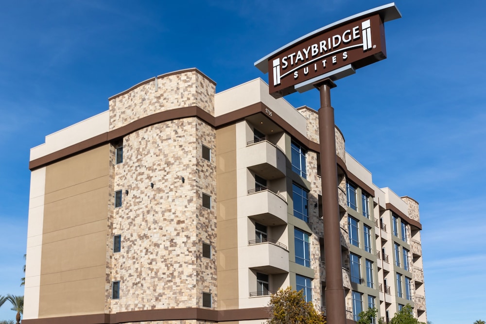 Staybridge Suites: Las Vegas - Stadium District by IHG — Hotel building in Las Vegas, Nevada