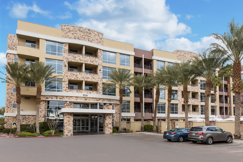 Staybridge Suites: Las Vegas - Stadium District by IHG — Hotel building in Las Vegas, Nevada