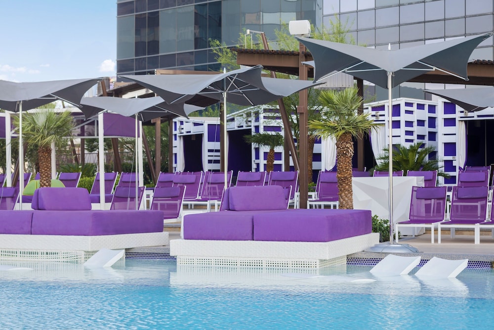 The Cosmopolitan Of Las Vegas — Swimming pool in Las Vegas, Nevada