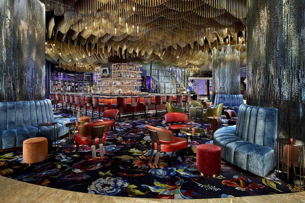 The Cosmopolitan Of Las Vegas — Restaurant & bars in Las Vegas, Nevada