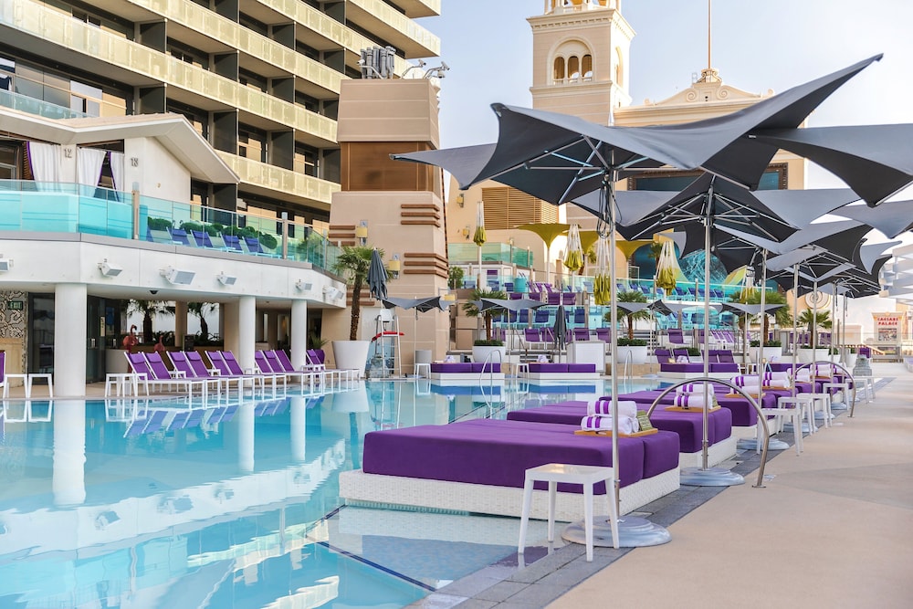 The Cosmopolitan Of Las Vegas — Beach in Las Vegas, Nevada