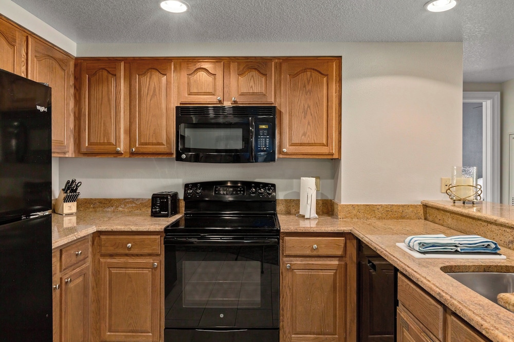 Club Wyndham Grand Desert - No Resort Fee — Hotel rooms in Las Vegas, Nevada