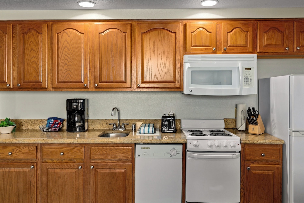 Club Wyndham Grand Desert - No Resort Fee — Hotel rooms in Las Vegas, Nevada