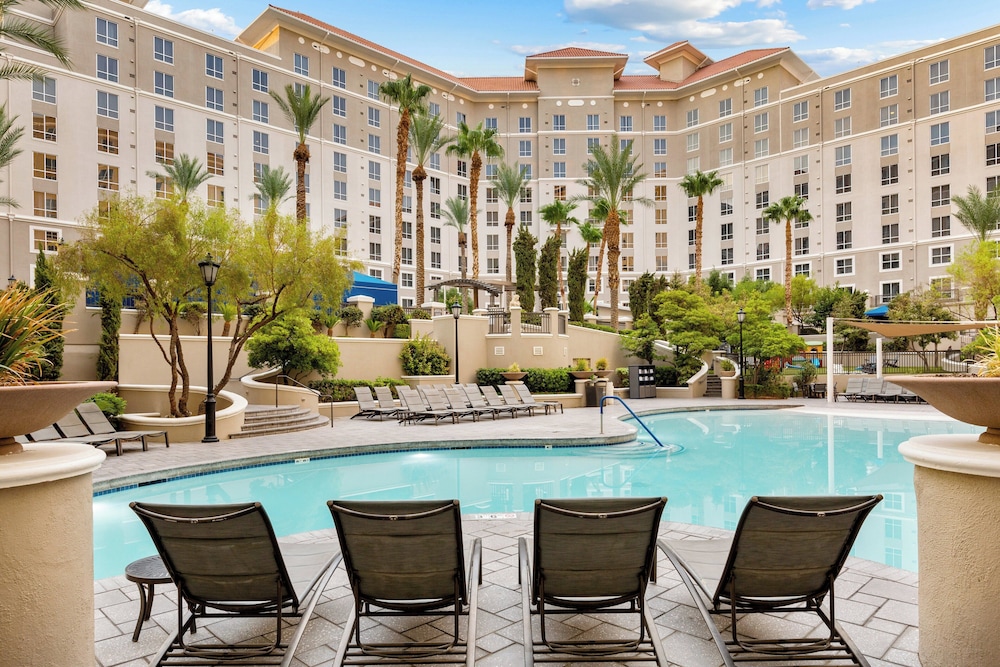 Club Wyndham Grand Desert - No Resort Fee — Swimming pool in Las Vegas, Nevada