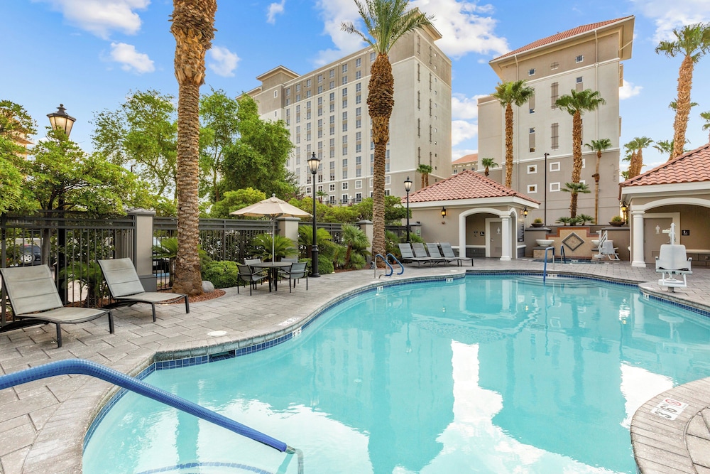 Club Wyndham Grand Desert - No Resort Fee — Main photo in Las Vegas, Nevada