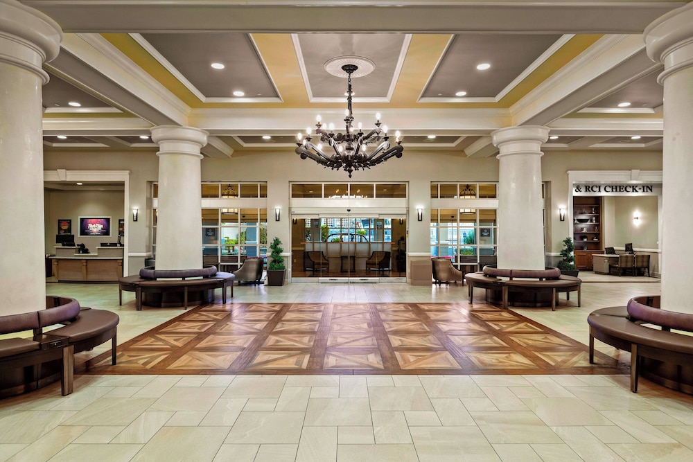 Club Wyndham Grand Desert - No Resort Fee — Hotel building in Las Vegas, Nevada