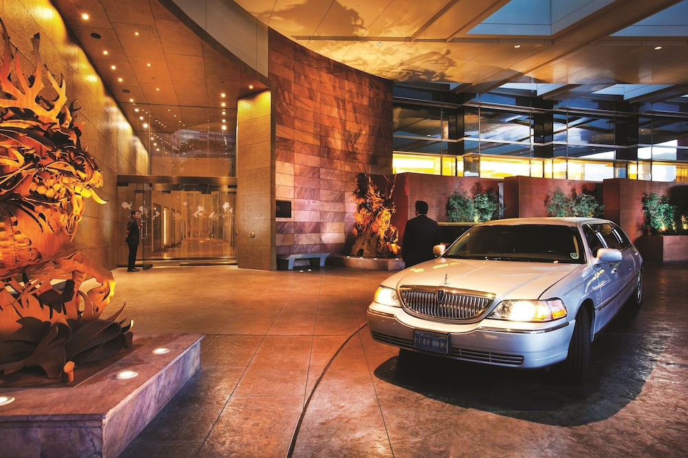 ARIA Resort & Casino — Hotel building in Las Vegas, Nevada