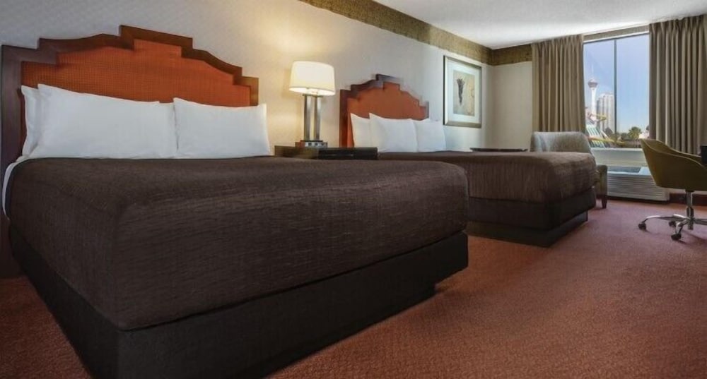 Circus Circus Hotel, Casino & Theme Park — Hotel rooms in Las Vegas, Nevada