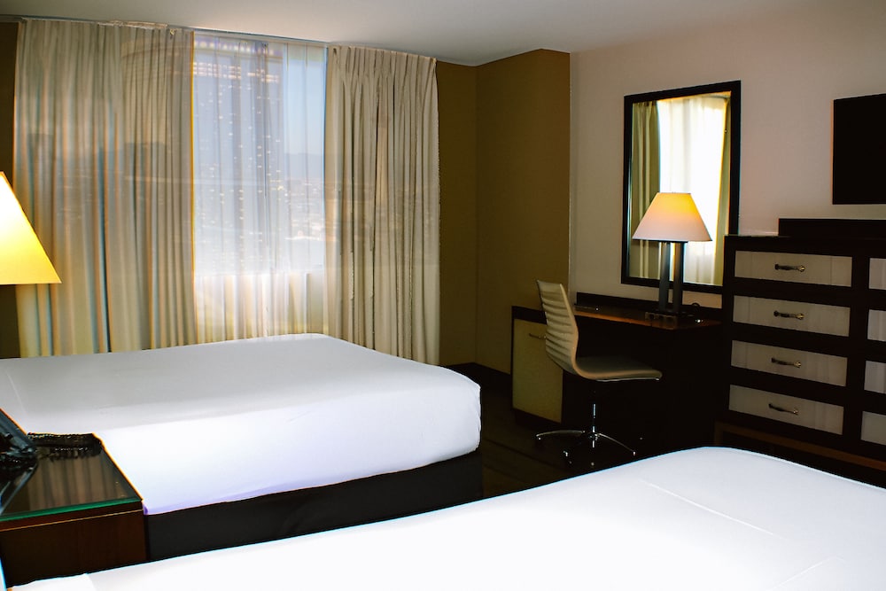 Circus Circus Hotel, Casino & Theme Park — Hotel rooms in Las Vegas, Nevada