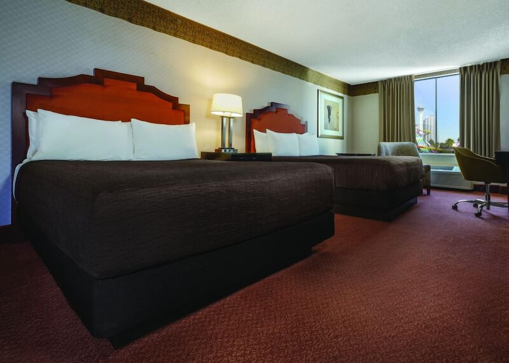 Circus Circus Hotel, Casino & Theme Park — Hotel rooms in Las Vegas, Nevada