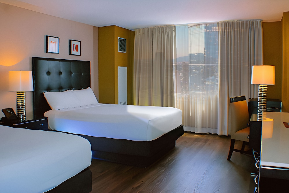 Circus Circus Hotel, Casino & Theme Park — Hotel rooms in Las Vegas, Nevada