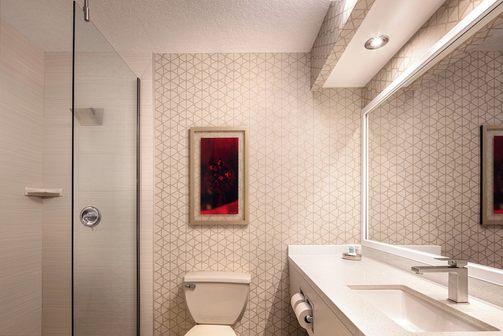 Luxor Hotel and Casino — Hotel rooms in Las Vegas, Nevada