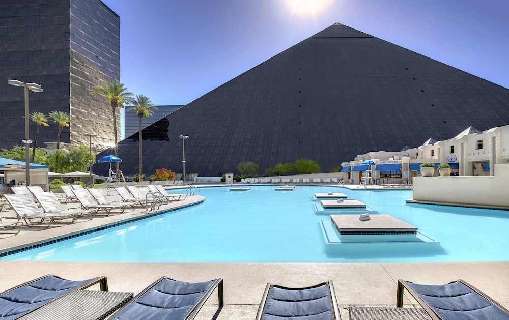 Luxor Hotel and Casino — Main photo in Las Vegas, Nevada