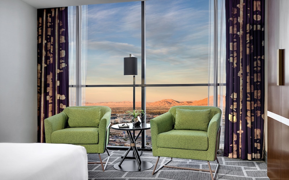 Luxor Hotel and Casino — Hotel rooms in Las Vegas, Nevada