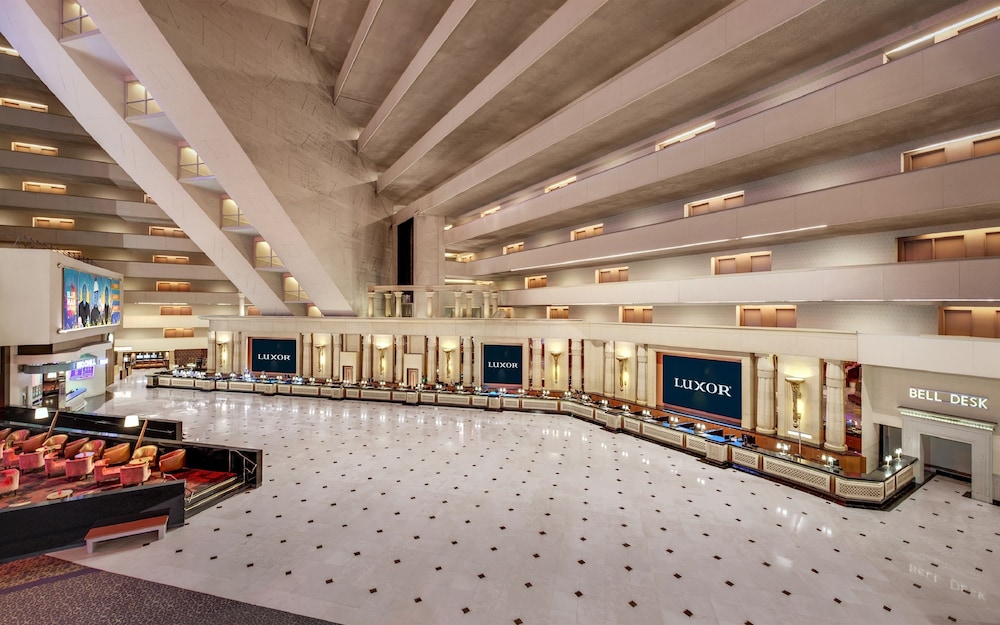 Luxor Hotel and Casino — Hotel building in Las Vegas, Nevada