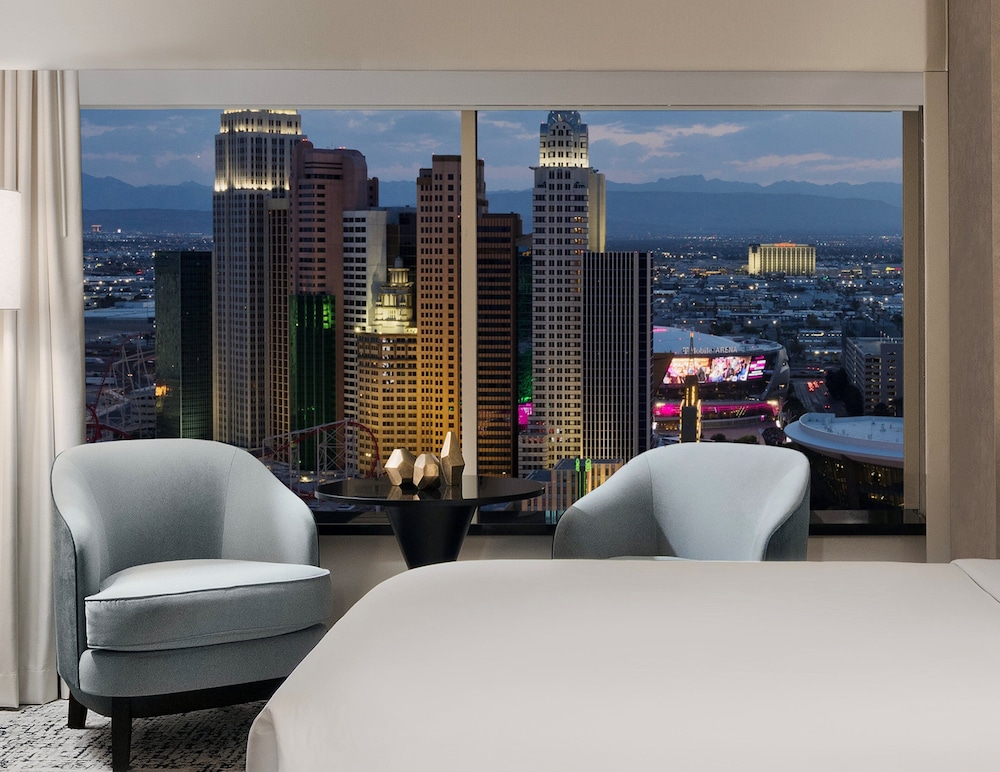 MGM Grand Hotel & Casino — Hotel rooms in Las Vegas, Nevada