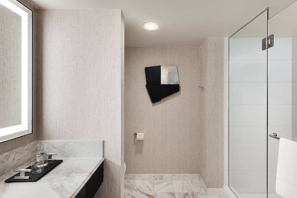 MGM Grand Hotel & Casino — Hotel rooms in Las Vegas, Nevada