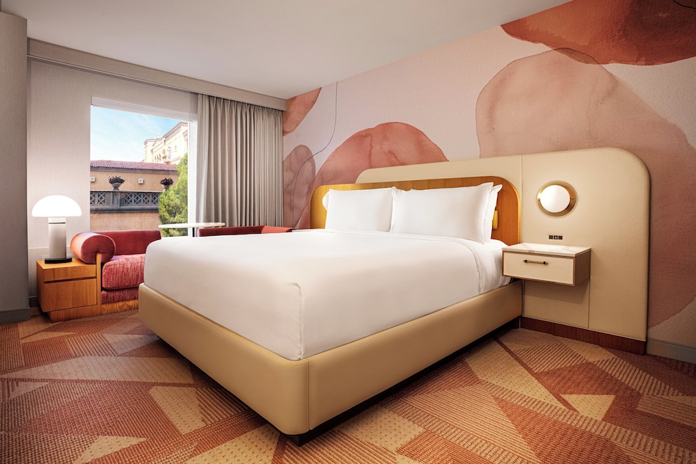MGM Grand Hotel & Casino — Hotel rooms in Las Vegas, Nevada