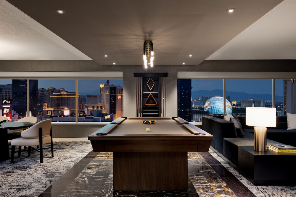 MGM Grand Hotel & Casino — Hotel rooms in Las Vegas, Nevada