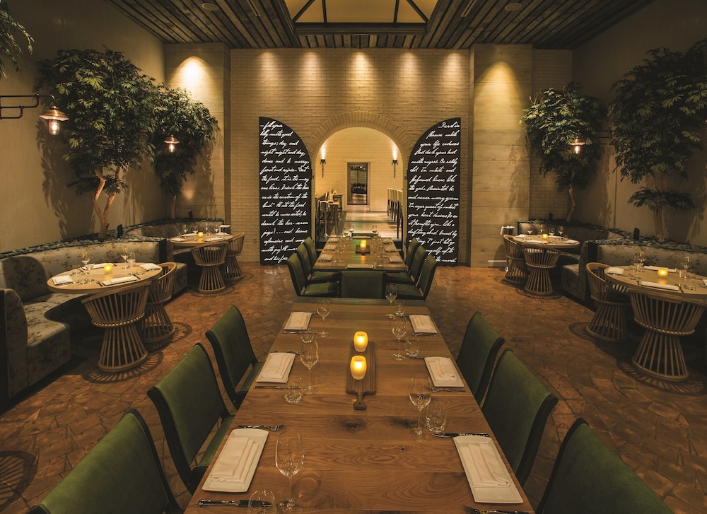 MGM Grand Hotel & Casino — Restaurant & bars in Las Vegas, Nevada