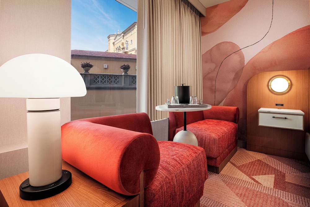MGM Grand Hotel & Casino — Hotel rooms in Las Vegas, Nevada