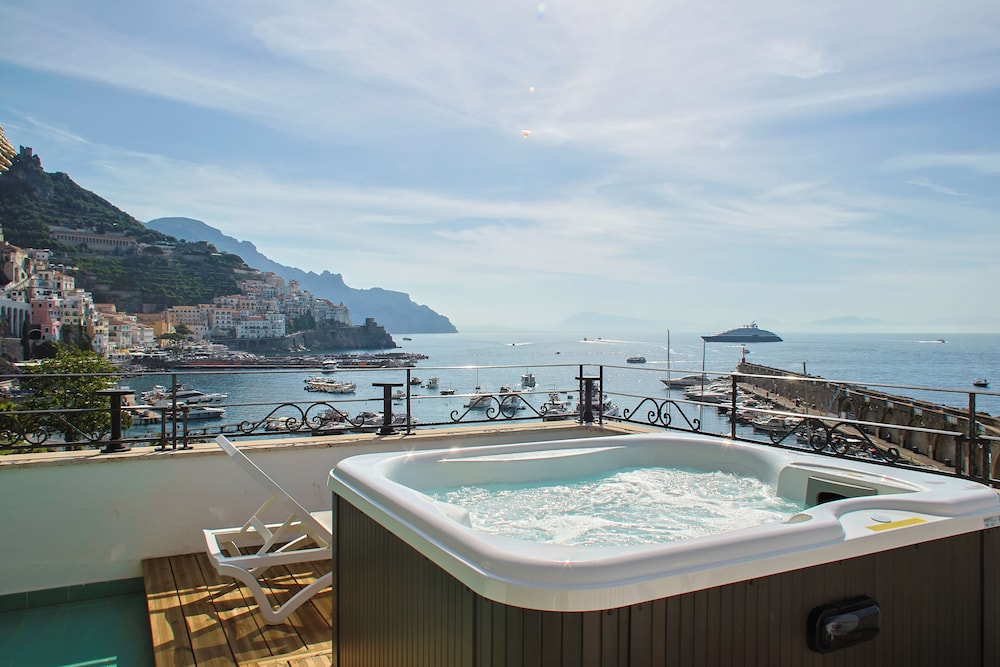Hotel Aurora — Spa in Amalfi, Campania