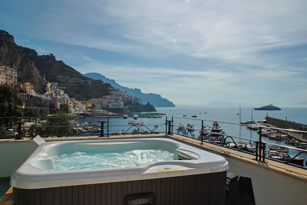 Hotel Aurora — Spa in Amalfi, Campania