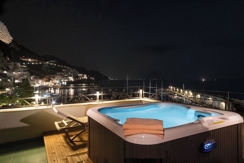 Hotel Aurora — Spa in Amalfi, Campania