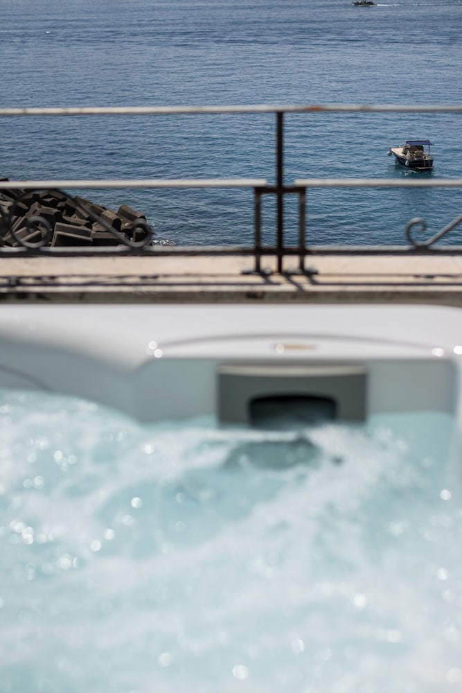 Hotel Aurora — Spa in Amalfi, Campania