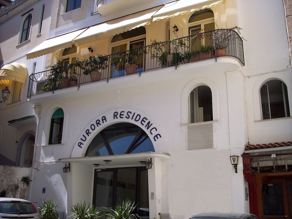 Hotel Aurora — Hotel building in Amalfi, Campania