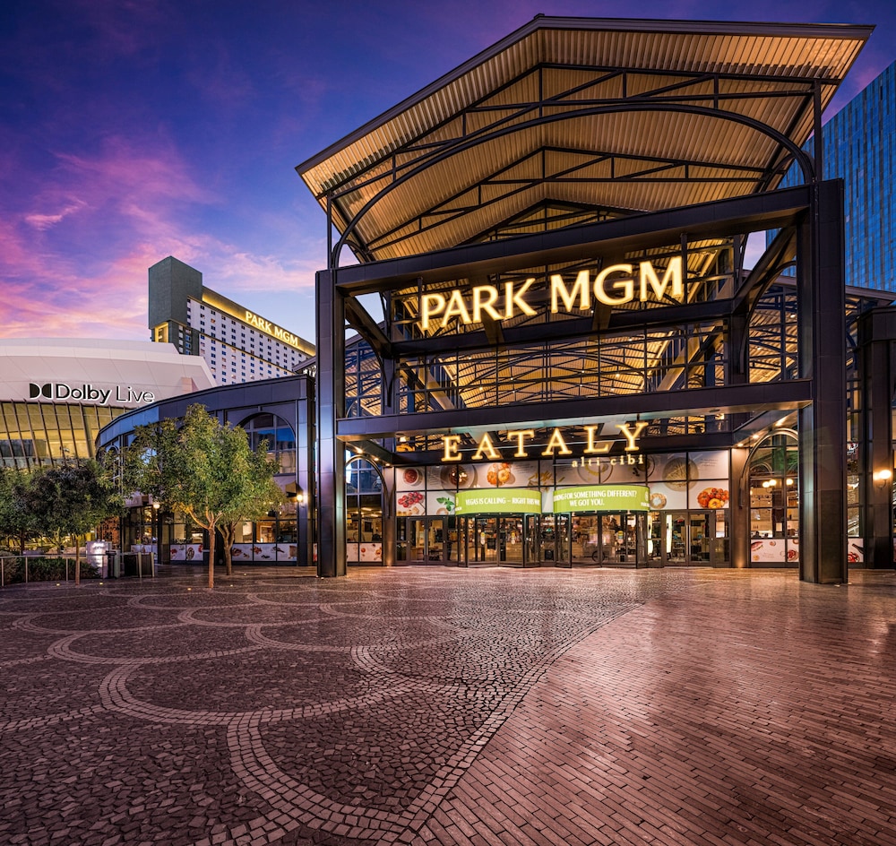 Park MGM Las Vegas — Hotel building in Las Vegas, Nevada