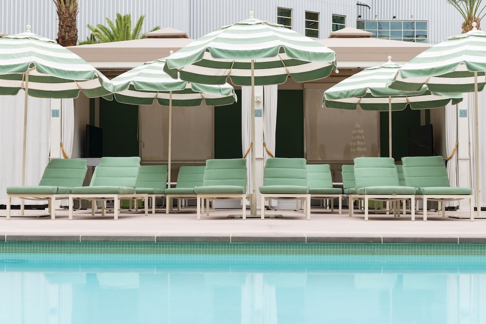 Park MGM Las Vegas — Swimming pool in Las Vegas, Nevada