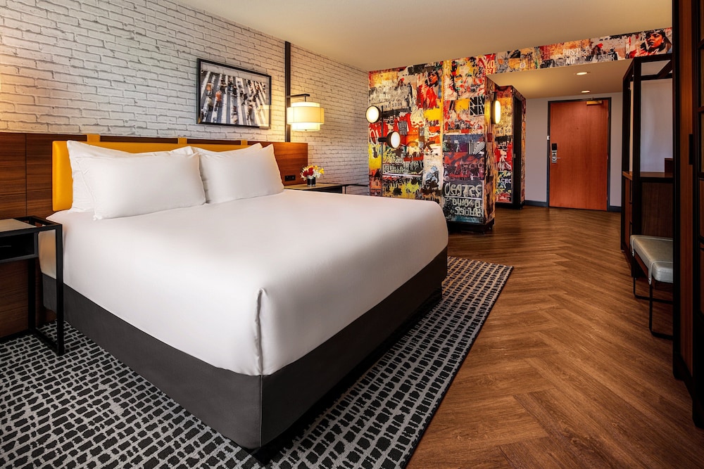 New York-New York Hotel & Casino — Hotel rooms in Las Vegas, Nevada