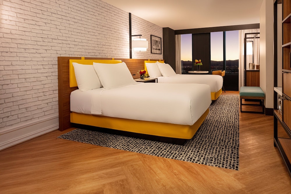 New York-New York Hotel & Casino — Hotel rooms in Las Vegas, Nevada