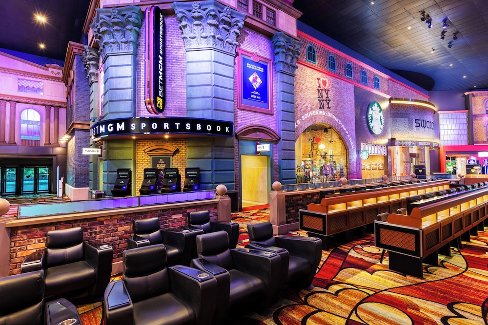 New York-New York Hotel & Casino — Restaurant & bars in Las Vegas, Nevada