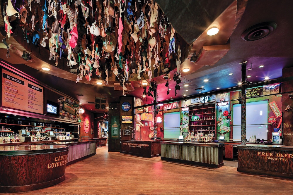 New York-New York Hotel & Casino — Restaurant & bars in Las Vegas, Nevada
