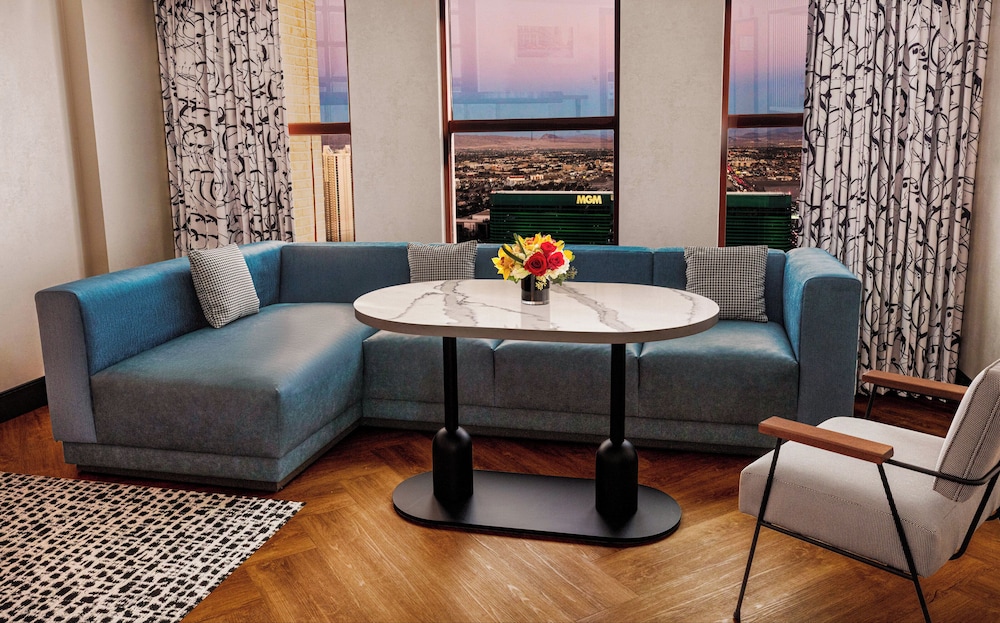 New York-New York Hotel & Casino — Hotel rooms in Las Vegas, Nevada