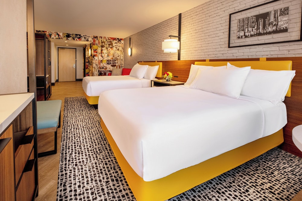New York-New York Hotel & Casino — Hotel rooms in Las Vegas, Nevada